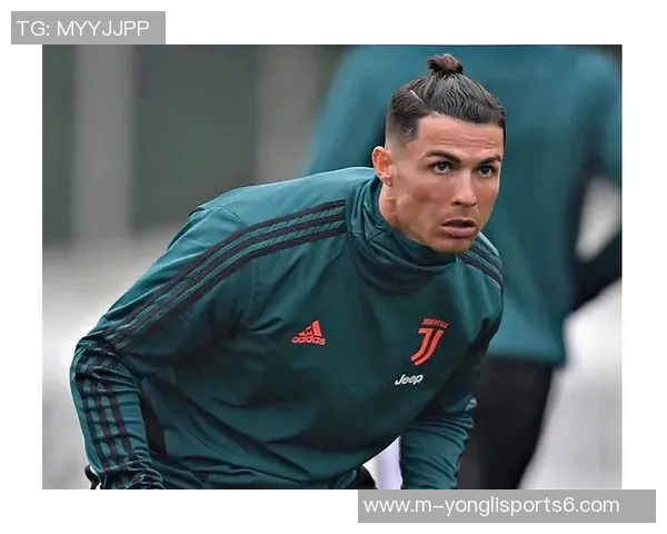 足球场上的风格与个性足球发型的潮流与魅力解析